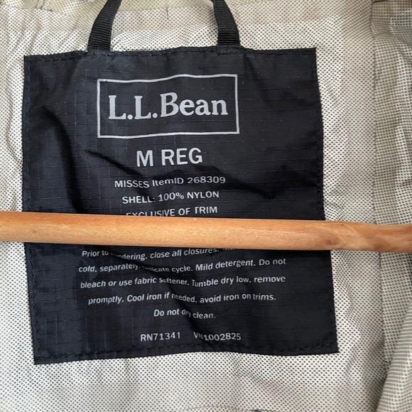 LL Bean Black Jacket - Picture 2 of 2